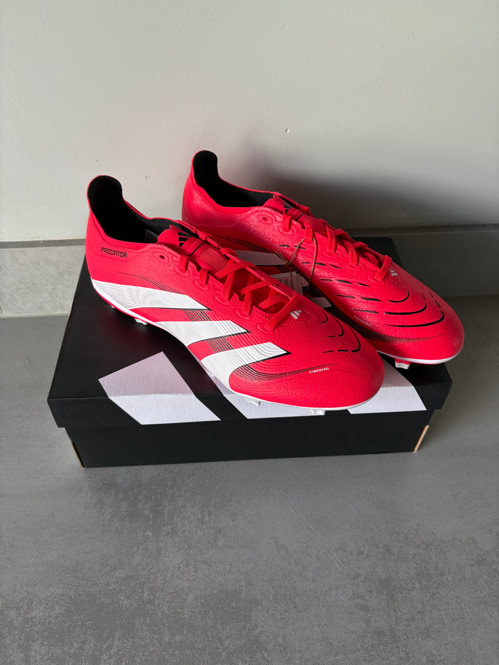 Adidas Predator League FG/MG Red