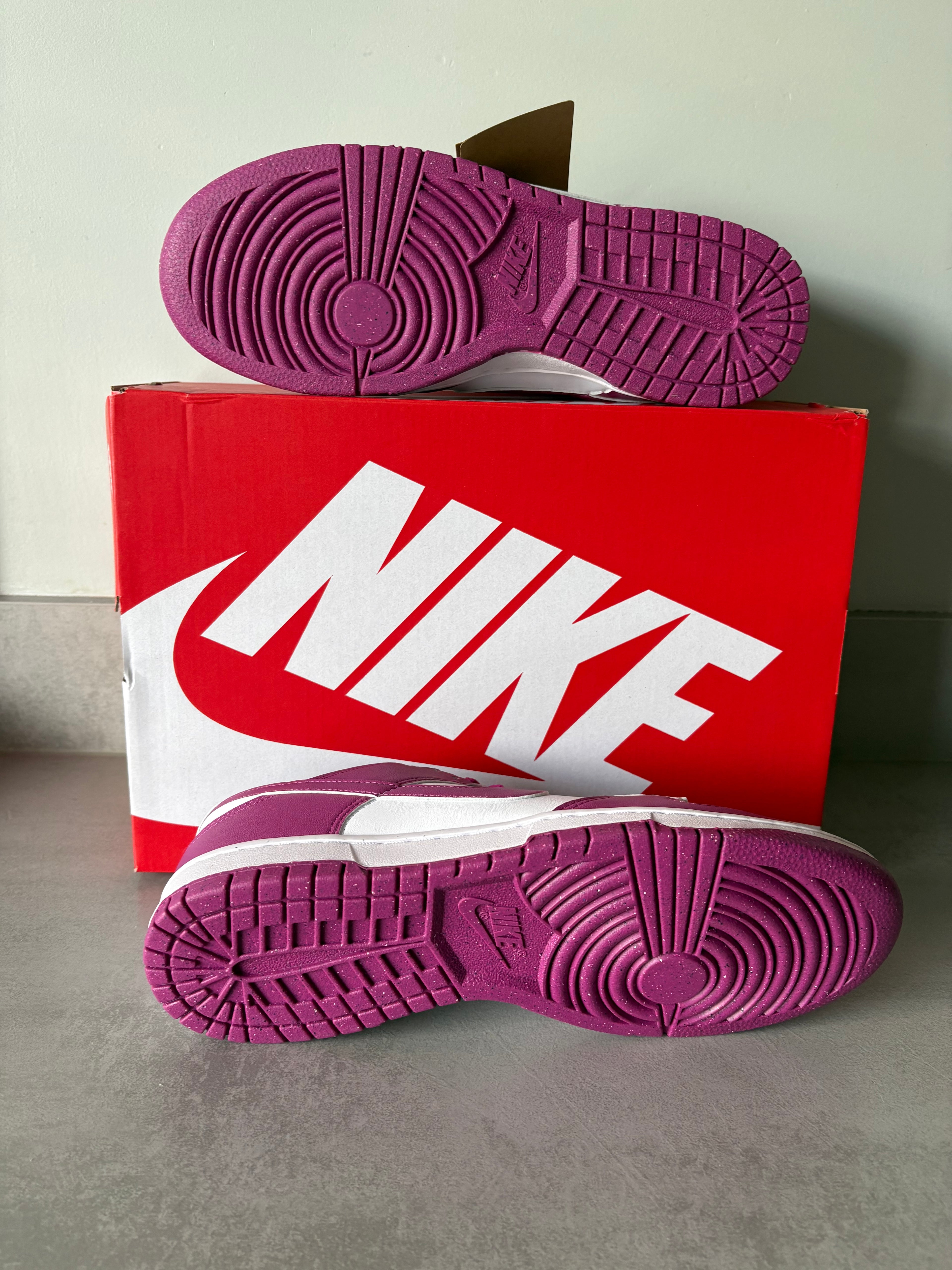 W Nike Dunk Low Next Nature White/Hot Fuchsia