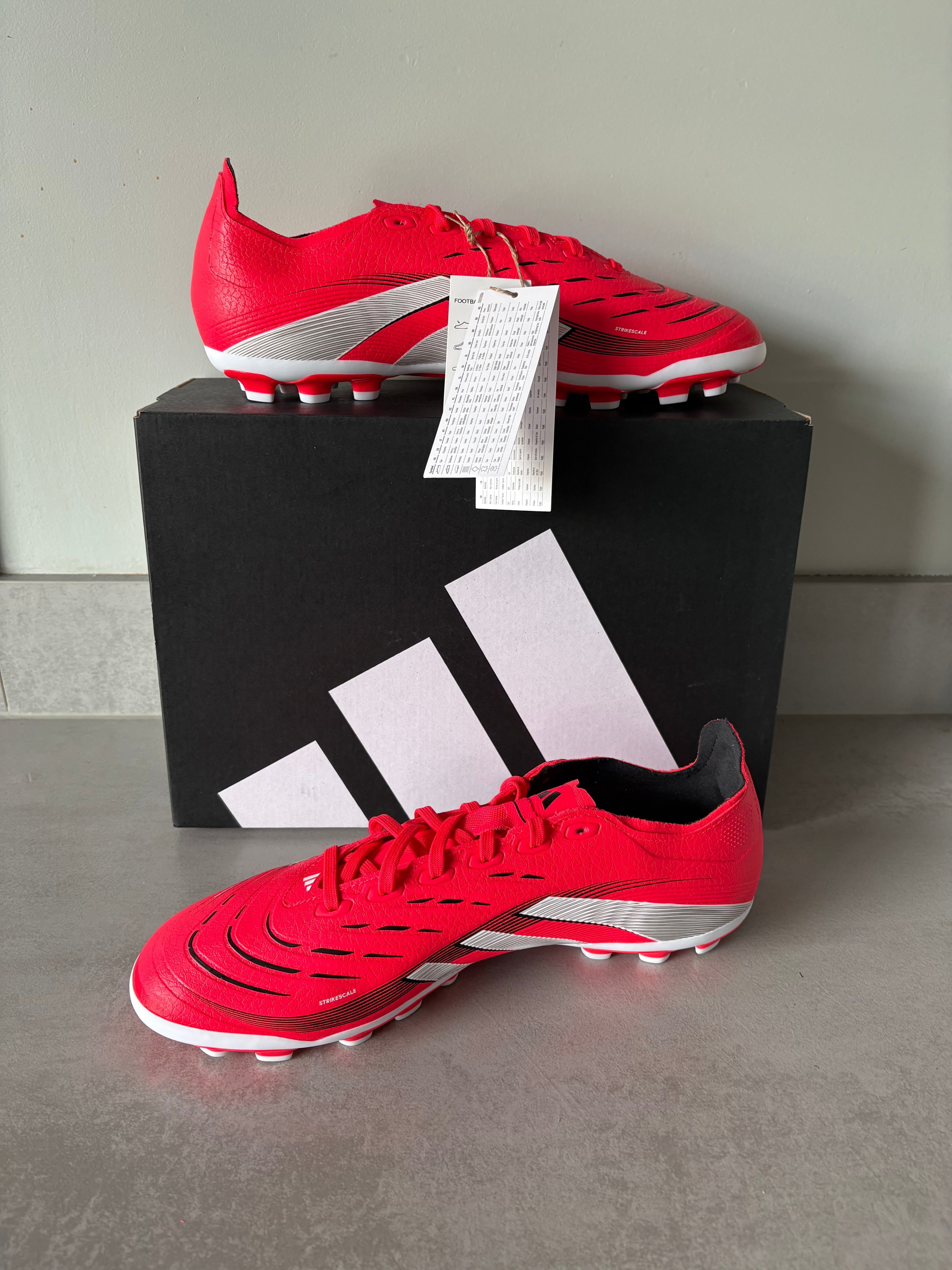 Adidas Predator League AG Red