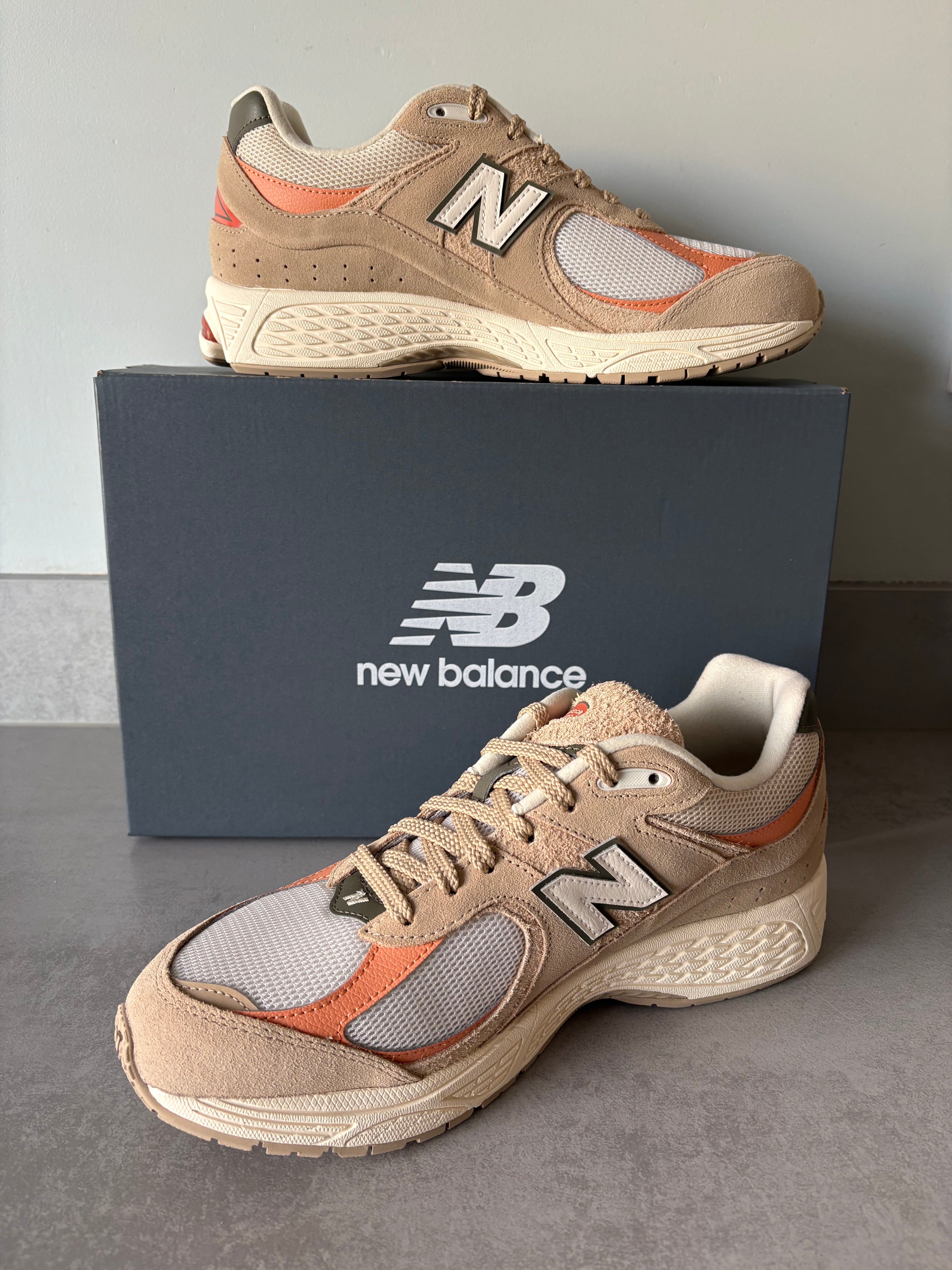New Balance 2002R Beige Tan