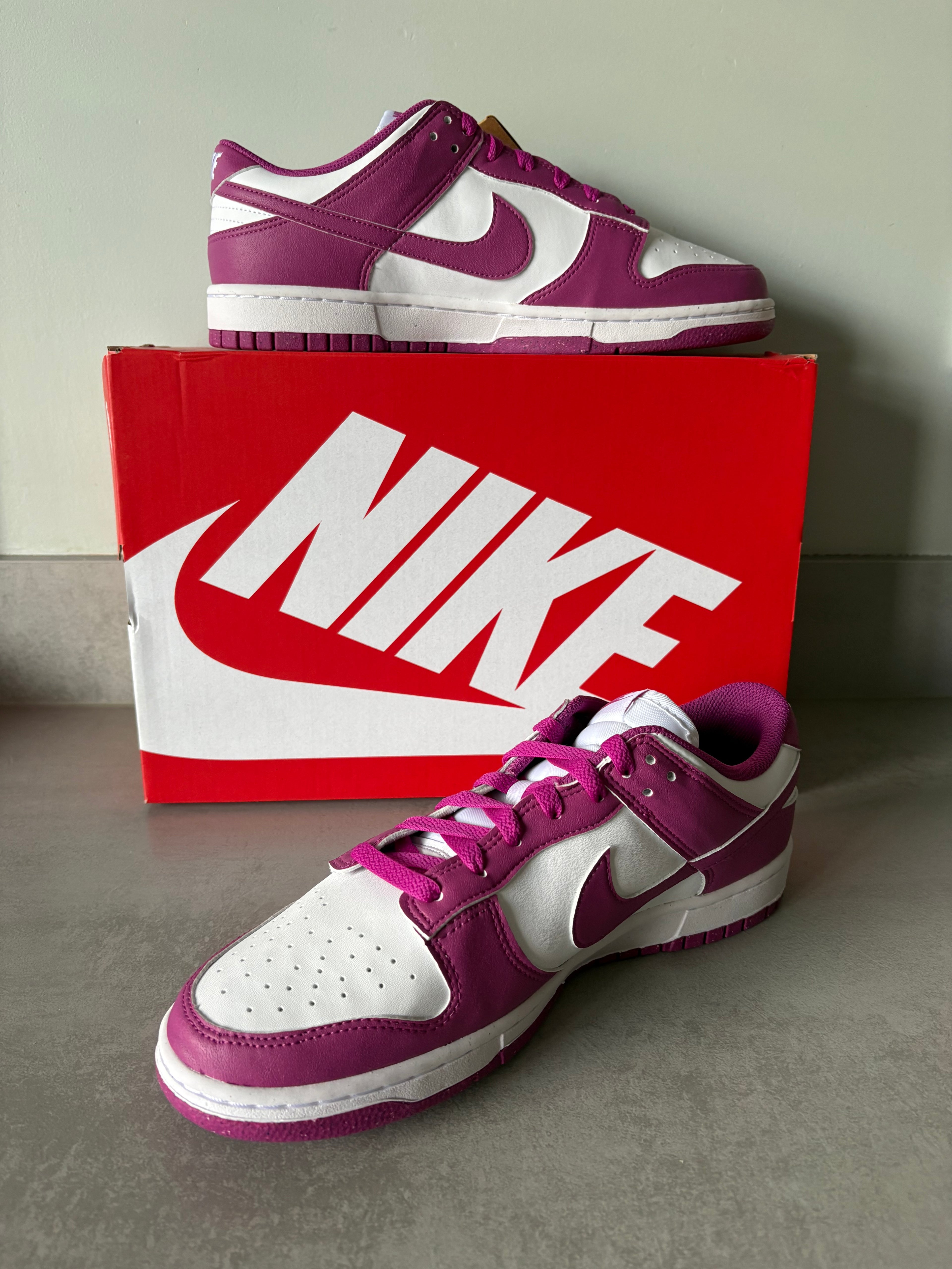 W Nike Dunk Low Next Nature White/Hot Fuchsia