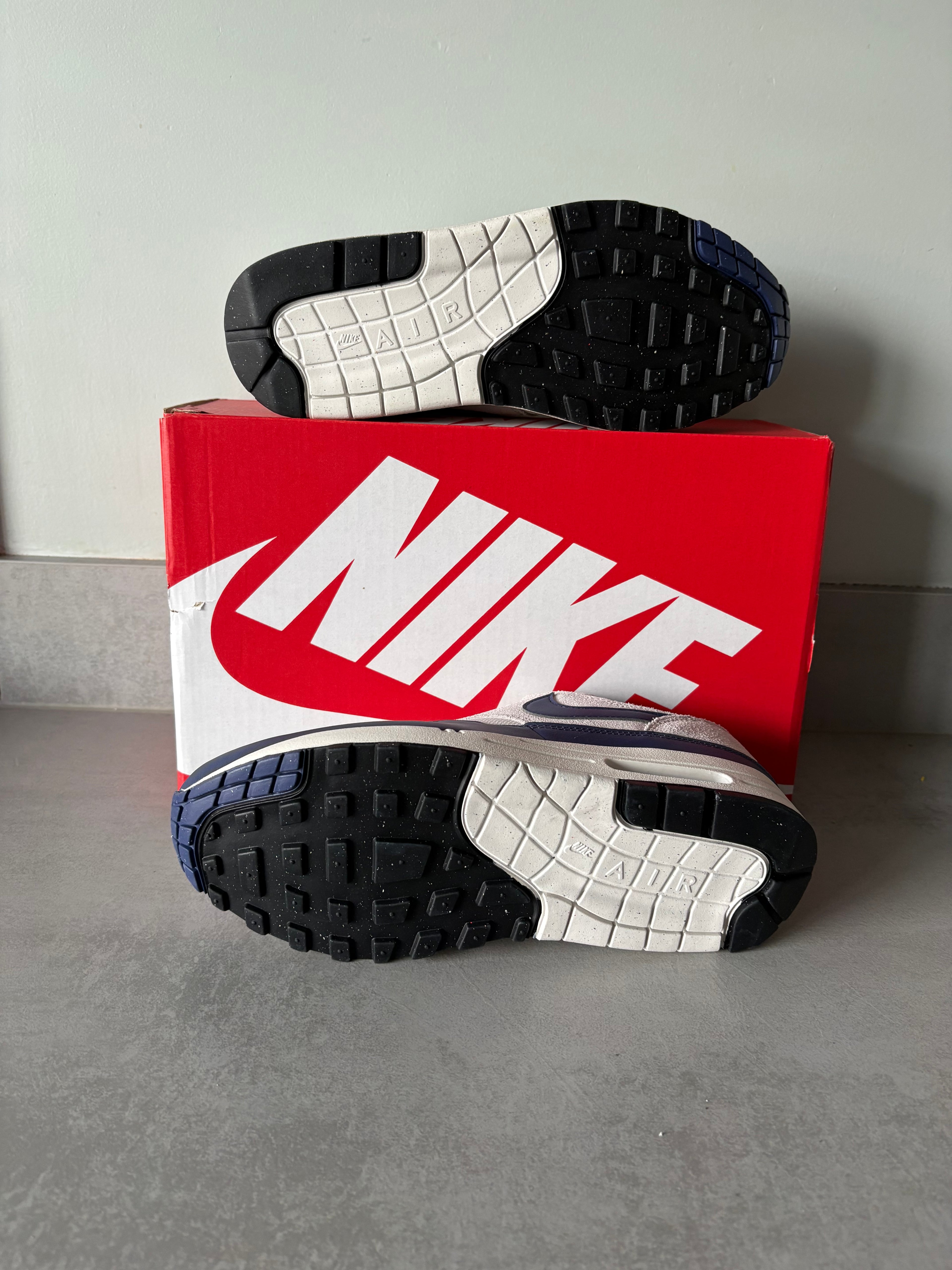 Nike Air Max 1 ESS Phantom/Sanded Purple EU 42/US 8.5